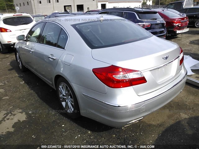 KMHGC4DD4DU242732 - 2013 HYUNDAI GENESIS 3.8L SILVER photo 3