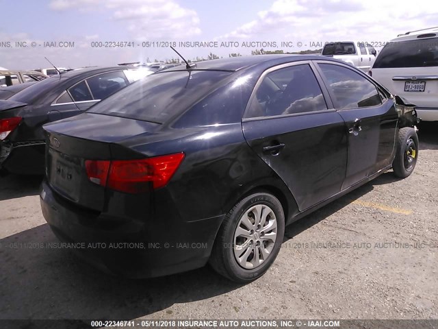 KNAFT4A27B5433617 - 2011 KIA FORTE LX BLACK photo 4