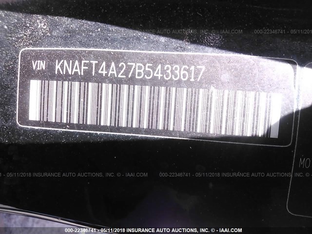 KNAFT4A27B5433617 - 2011 KIA FORTE LX BLACK photo 9