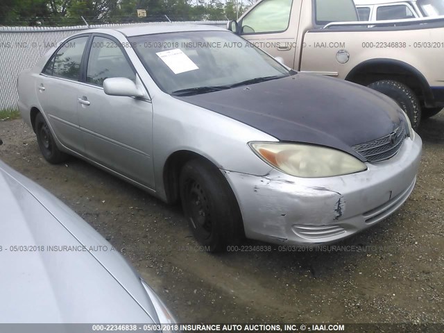 4T1BE32K23U177684 - 2003 TOYOTA CAMRY LE/XLE/SE ვერცხლისფერი ფოტო 1