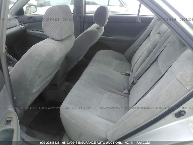 4T1BE32K23U177684 - 2003 TOYOTA CAMRY LE/XLE/SE ვერცხლისფერი ფოტო 8