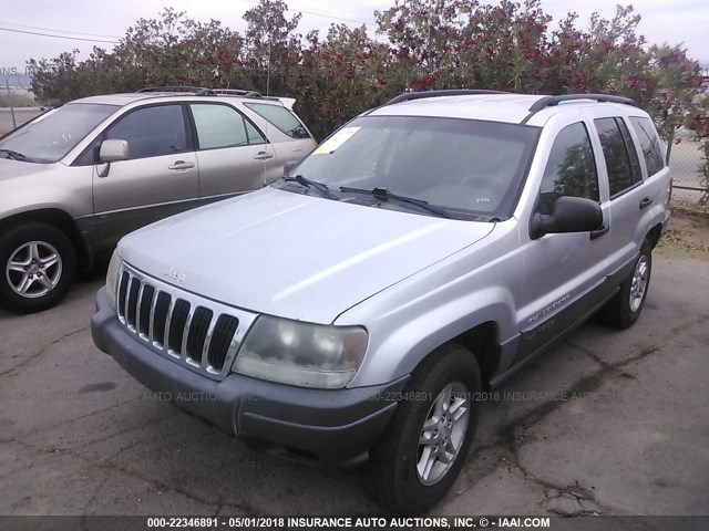 1J4GW48S32C293995 - 2002 JEEP GRAND CHEROKEE LAREDO SILVER photo 2