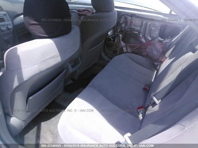 4T1BF3EK2BU215986 - 2011 TOYOTA CAMRY SE/LE/XLE SILVER photo 8