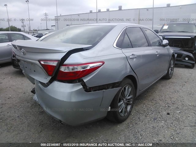4T1BF1FKXGU209637 - 2016 TOYOTA CAMRY LE/XLE/SE/XSE GRAY photo 4