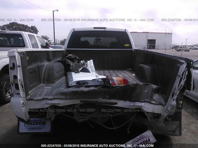 1GTJK33D77F121923 - 2007 GMC NEW SIERRA K3500 WHITE photo 8