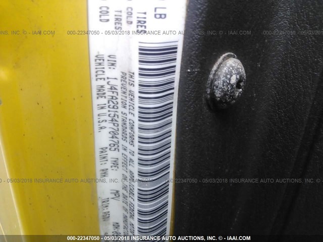 1J4FA29154P704765 - 2004 JEEP WRANGLER / TJ SE YELLOW photo 9