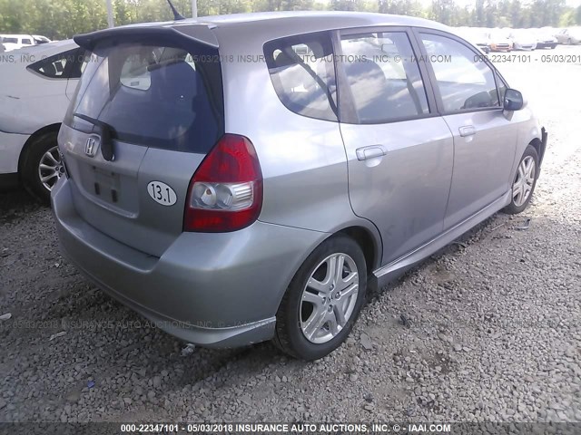 JHMGD38657S025728 - 2007 HONDA FIT S GRAY photo 4