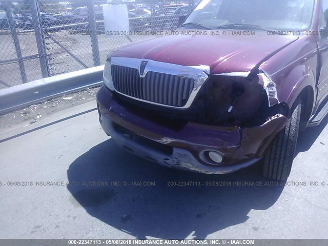 5LMFU28R84LJ32000 - 2004 LINCOLN NAVIGATOR BURGUNDY photo 6