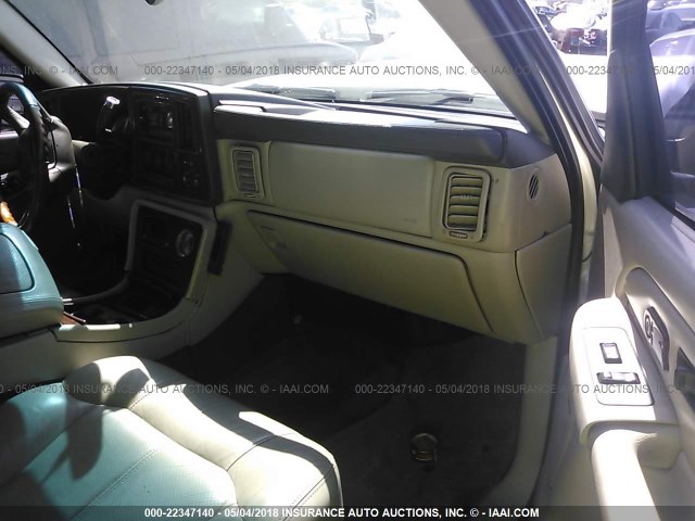 1GYEK63N42R309263 - 2002 CADILLAC ESCALADE LUXURY Krem foto 5