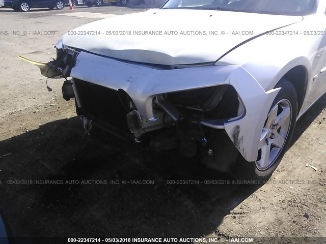 2B3CA3CV0AH287132 - 2010 DODGE CHARGER SXT SILVER photo 6