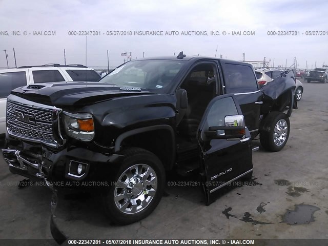 1GT12UEY1JF104564 - 2018 GMC SIERRA K2500 DENALI BLACK photo 2