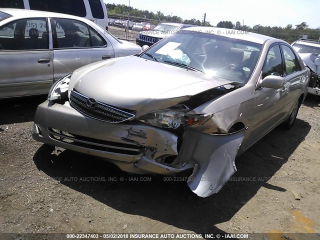 4T1BF32K62U508097 - 2002 TOYOTA CAMRY LE/XLE/SE თაფლისფერი ფოტო 2