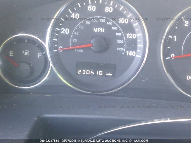 1J8HG48K28C189099 - 2008 JEEP COMMANDER SPORT თეთრი ფოტო 7