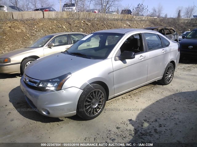 1FAHP3GN6BW172797 - 2011 FORD FOCUS SES SILVER photo 2