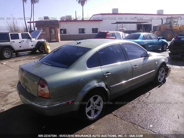 WVWRH63B04P102878 - 2004 VOLKSWAGEN PASSAT GLX GREEN photo 4