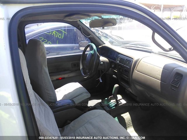 4TASN92N8XZ529592 - 1999 TOYOTA TACOMA XTRACAB PRERUNNER თეთრი ფოტო 5