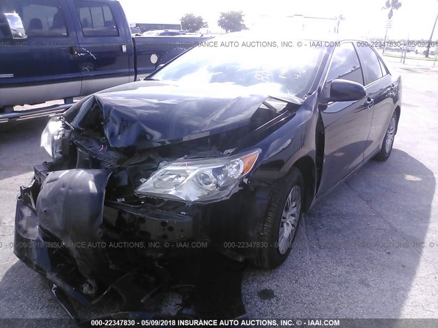 4T1BF1FK8EU804001 - 2014 TOYOTA CAMRY L/SE/LE/XLE 黑色 照片 2