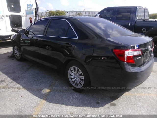 4T1BF1FK8EU804001 - 2014 TOYOTA CAMRY L/SE/LE/XLE 黑色 照片 3