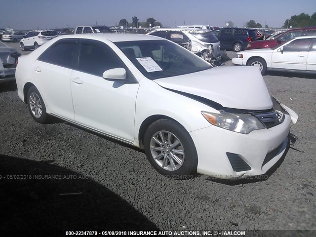 4T1BF1FK6CU513851 - 2012 TOYOTA CAMRY SE/LE/XLE WHITE photo 1