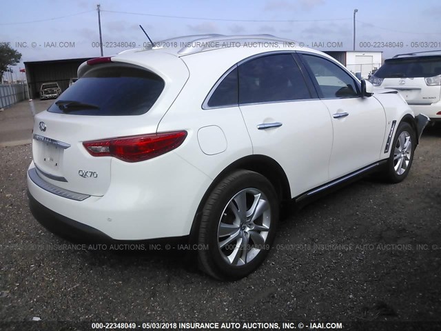 JN8CS1MU8GM670753 - 2016 INFINITI QX70 WHITE photo 4