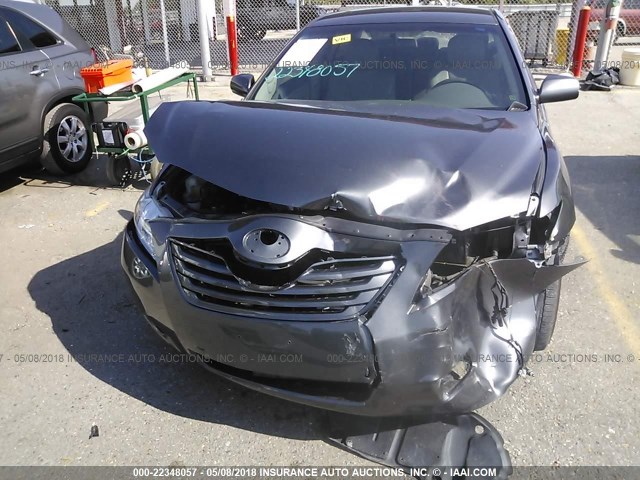 4T4BE46K07R008226 - 2007 TOYOTA CAMRY NEW GENERAT CE/LE/XLE/SE GRAY photo 6