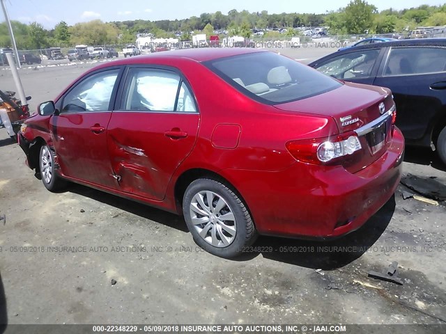 5YFBU4EE8DP158963 - 2013 TOYOTA COROLLA S/LE RED photo 3