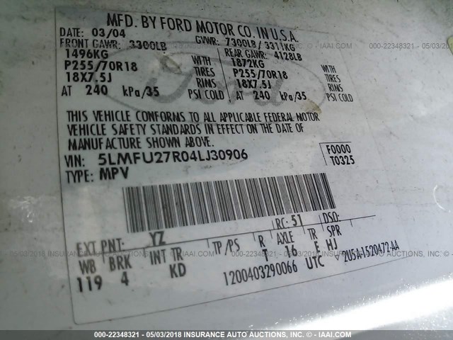 5LMFU27R04LJ30906 - 2004 LINCOLN NAVIGATOR WHITE photo 9