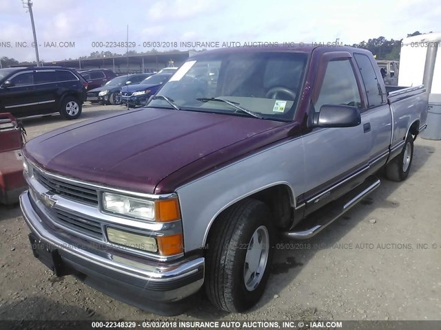 2GCEC19M8T1205129 - 1996 CHEVROLET GMT-400 C1500 MAROON photo 2