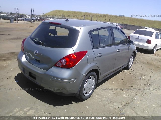 3N1BC13E58L432257 - 2008 NISSAN VERSA S/SL SILVER photo 4