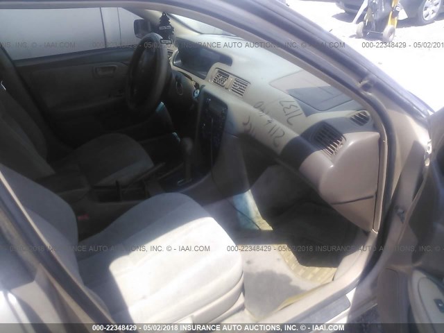 4T1BG22K71U057137 - 2001 TOYOTA CAMRY CE/LE/XLE 金色 照片 5