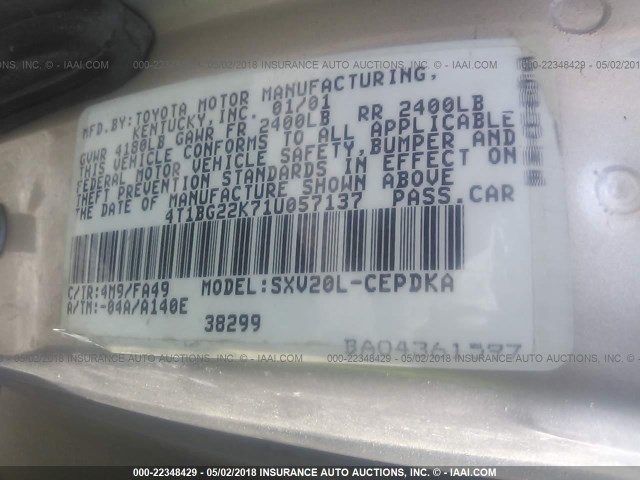 4T1BG22K71U057137 - 2001 TOYOTA CAMRY CE/LE/XLE 金色 照片 9