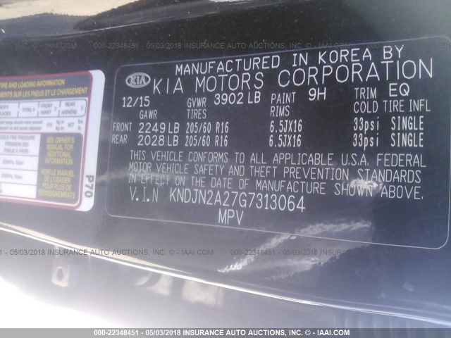 KNDJN2A27G7313064 - 2016 KIA SOUL BLACK photo 9