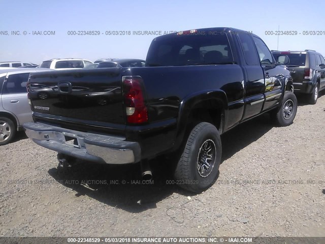 1GCHC29U04E374547 - 2004 CHEVROLET SILVERADO C2500 HEAVY DUTY BLACK photo 4