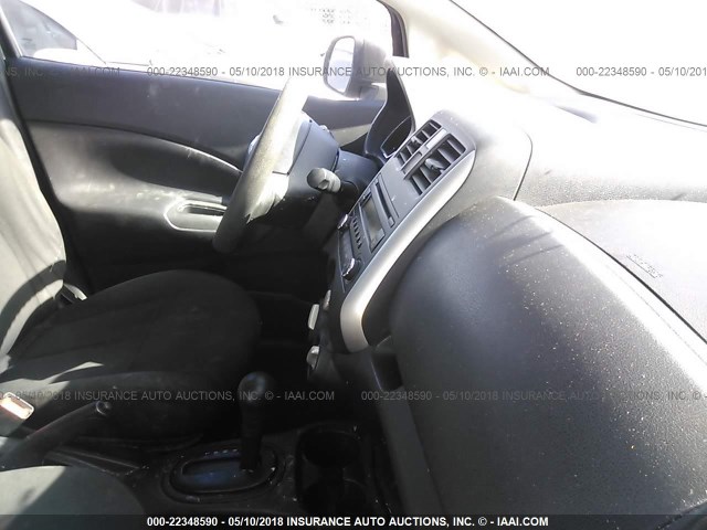 3N1CE2CP9EL388541 - 2014 NISSAN VERSA NOTE S/S PLUS/SV/SL BLACK photo 5