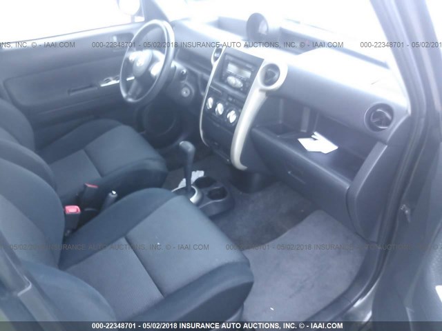 JTLKT324664110168 - 2006 TOYOTA SCION XB BLACK photo 5