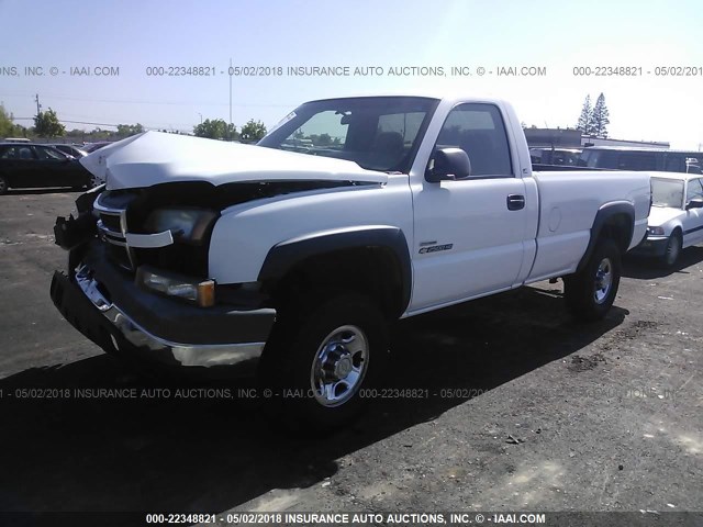 1GCHC24D07E160136 - 2007 CHEVROLET SILVERADO C2500 HEAVY DUTY WHITE photo 2