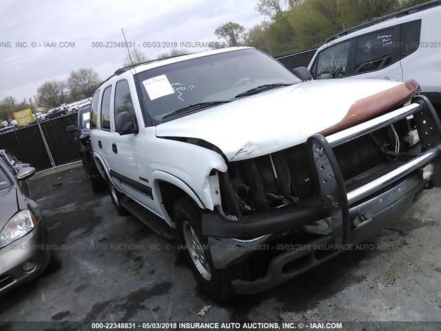 1GNEK13T01J296930 - 2001 CHEVROLET TAHOE K1500 WHITE photo 1