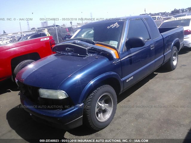 1GCCS19W628190203 - 2002 CHEVROLET S TRUCK S10 BLUE photo 2