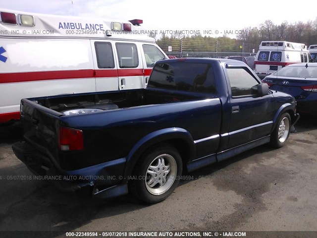 1GCCS1450Y8313999 - 2000 CHEVROLET S TRUCK S10 BLUE photo 4