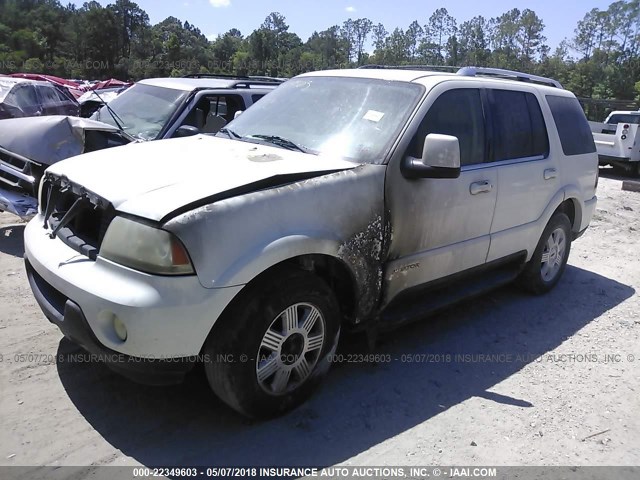 5LMEU68H24ZJ12414 - 2004 LINCOLN AVIATOR 白色 照片 2