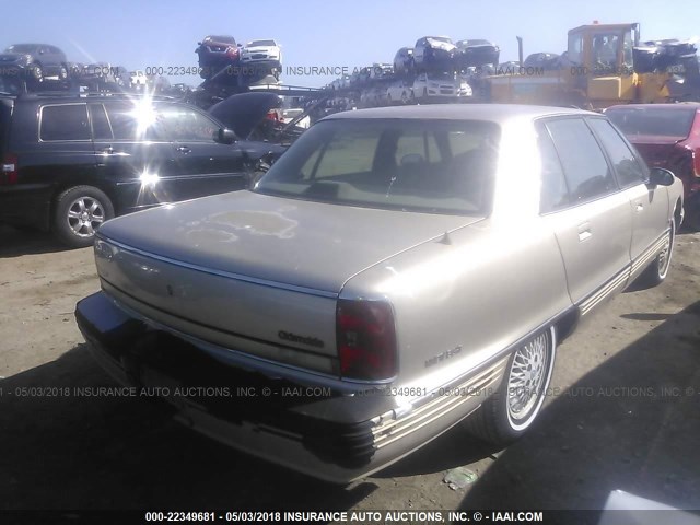 1G3CX53L5P4304570 - 1993 OLDSMOBILE 98 REGENCY GOLD photo 4