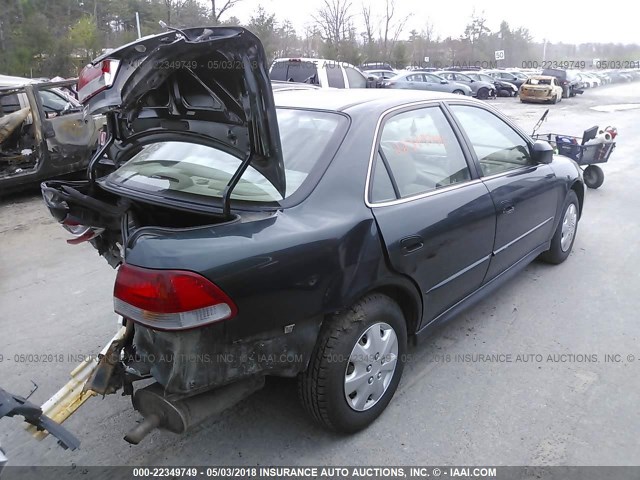 1HGCF86651A113817 - 2001 HONDA ACCORD VALUE GREEN photo 4