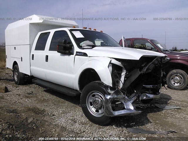 1FD8W3F62CEB77618 - 2012 FORD F350 SUPER DUTY WHITE photo 1