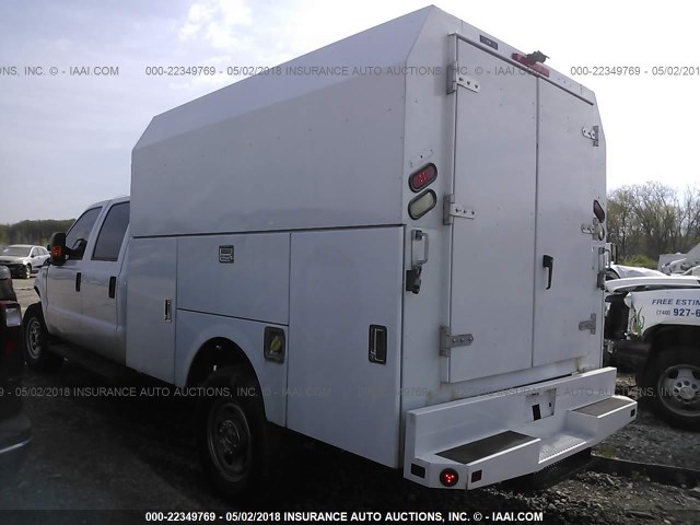 1FD8W3F62CEB77618 - 2012 FORD F350 SUPER DUTY WHITE photo 3