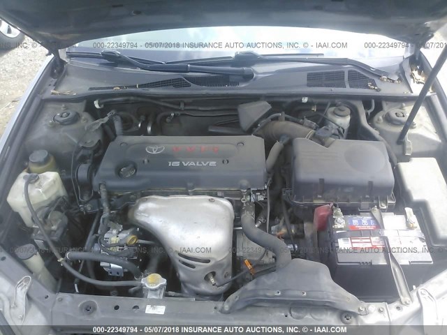 4T1BE30K04U813734 - 2004 TOYOTA CAMRY LE/XLE/SE ნაცრისფერი ფოტო 10