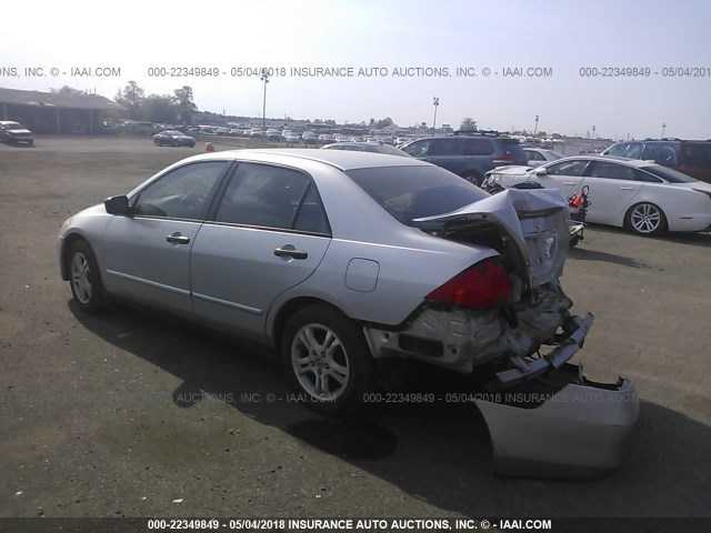 1HGCM56177A070437 - 2007 HONDA ACCORD VALUE SILVER photo 3