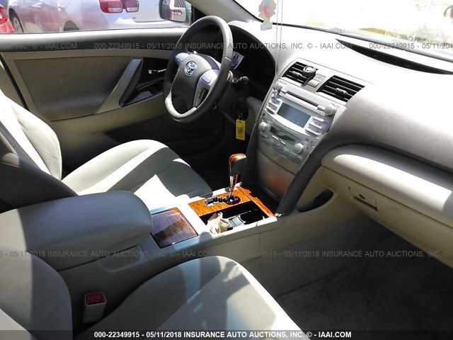 4T1BE46K29U794365 - 2009 TOYOTA CAMRY SE/LE/XLE Light Blue photo 5