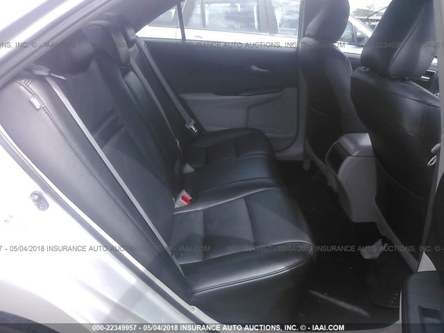 4T4BF1FK6ER366424 - 2014 TOYOTA CAMRY L/SE/LE/XLE Gümüş foto 8