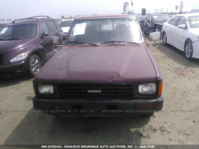 JT4RN55R4G0211127 - 1986 TOYOTA PICKUP 1/2 TON RN55 BURGUNDY photo 6