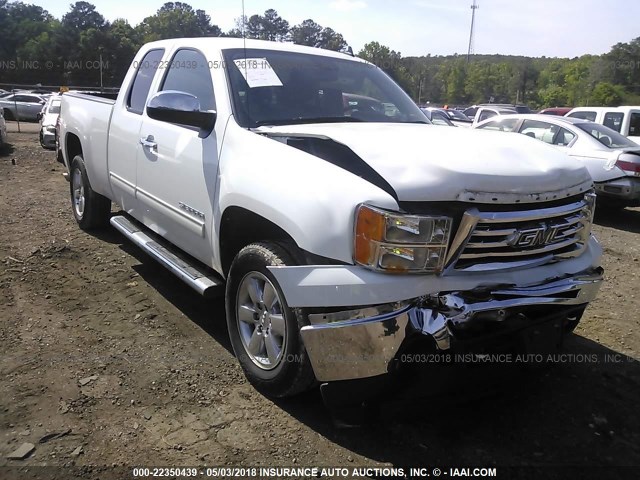 1GTR1VE03BZ433143 - 2011 GMC SIERRA C1500 SLE WHITE photo 6